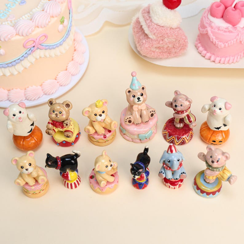 Handbemalte Keramik Zirkus Tierfiguren Miniatur Bär und Hund Cake Topper für Haus und Auto Dekoration