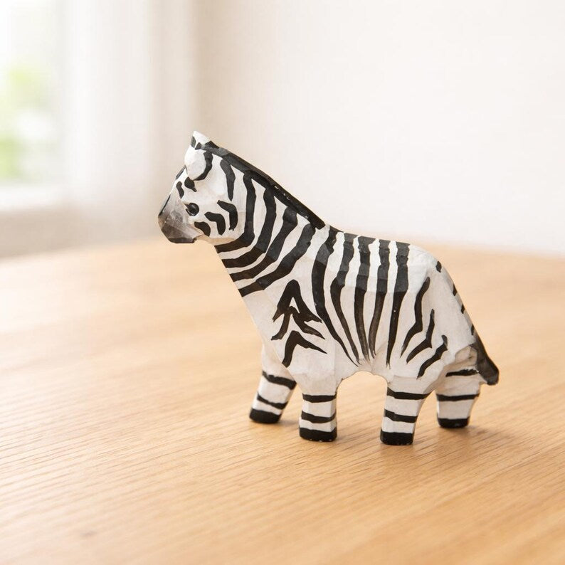Massivholz Tierfigur, handbemalte Regalfigur, kleine Holz-Tierdekoration, ausgewählter Tierstil