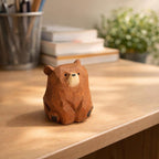 Bärenfigur aus Holz, braun-schwarz-weiß, Schreibtisch- und Regaldekoration, 3,5 cm