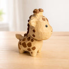 Holz Giraffenfigur, kleine bemalte Giraffenstatue für Schreibtisch, Regal oder Tischdisplay, Tierdekor