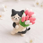 Handgefertigte lufttrocknende Katzenfigur mit Tulpenstrauß, Kawaii Kitty Skulptur, Katzenliebhaber Geschenk