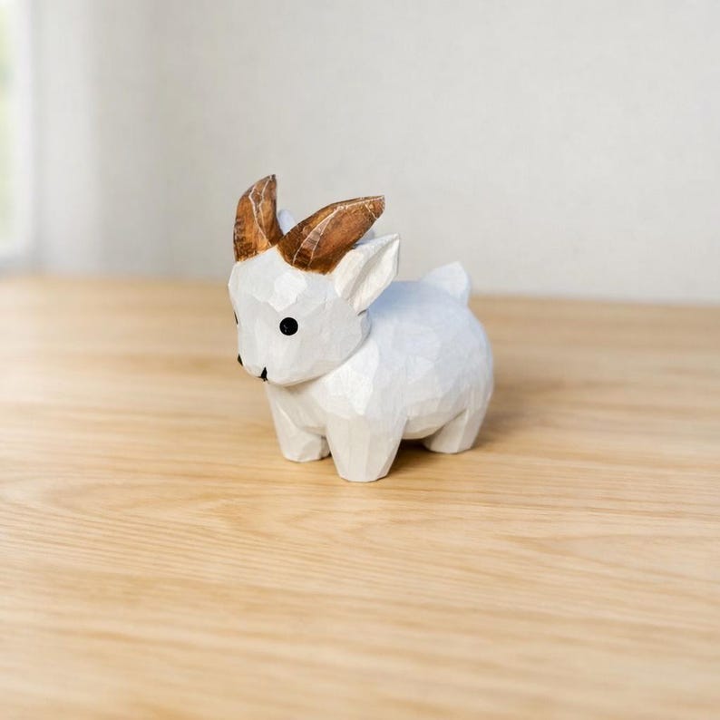 Holz Ziegenfigur, stehendes Ziegendekor mit bemalten Details, 5 cm, für Regal Bücherregal Schreibtisch, Bauernhaus Tierdekoration