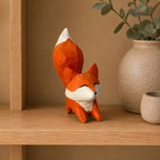 Holz Fuchsfigur mit erhobenem Schwanz, kleine Fuchs-Skulptur für Schreibtisch und Regal, 9,5 cm