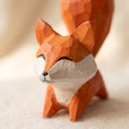 Holz Fuchsfigur mit erhobenem Schwanz, kleine Fuchs-Skulptur für Schreibtisch und Regal, 9,5 cm