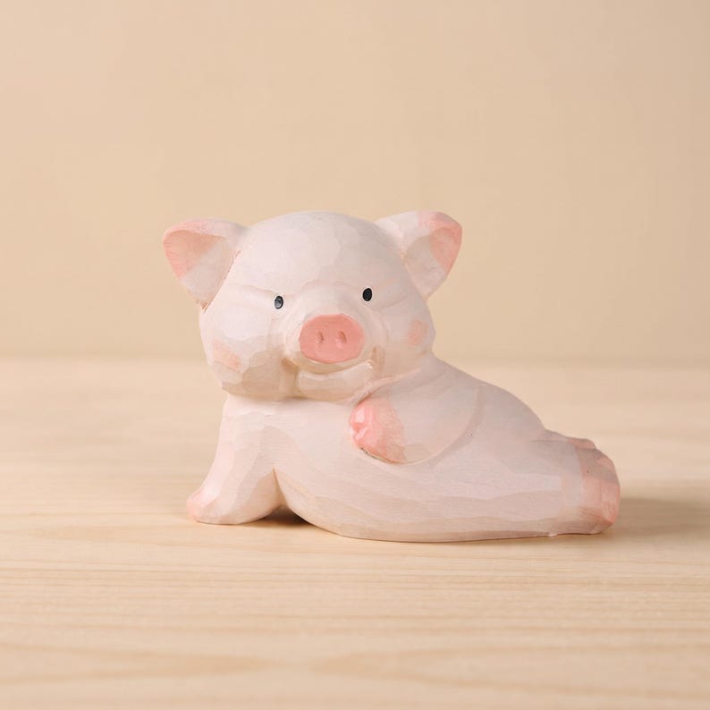 Holzfigur Schwein, kleine bemalte Holzstatue für Regal, Schreibtisch und Tischdekoration, Bauernhoftier