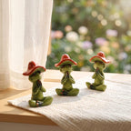 Frosch Harzfigur mit rotem Pilzhut, Yoga Meditation Statue, Feengarten Dekoration, Schreibtisch Ornament