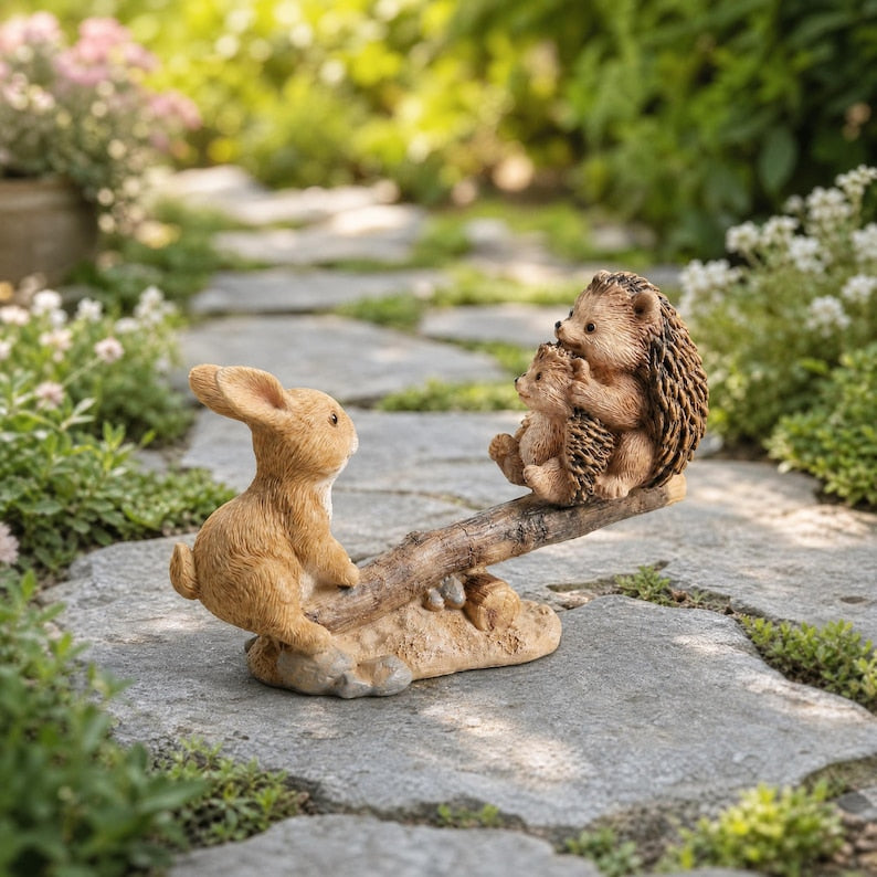 Wippenfigur aus Kunstharz: Hase und Igel, minimalistische Regaldekoration, 2 Größen