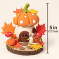 Ultraleichte Kürbis-Figur aus Ton mit Schnecke, Herbstdeko, 12,7 cm, handgefertigt